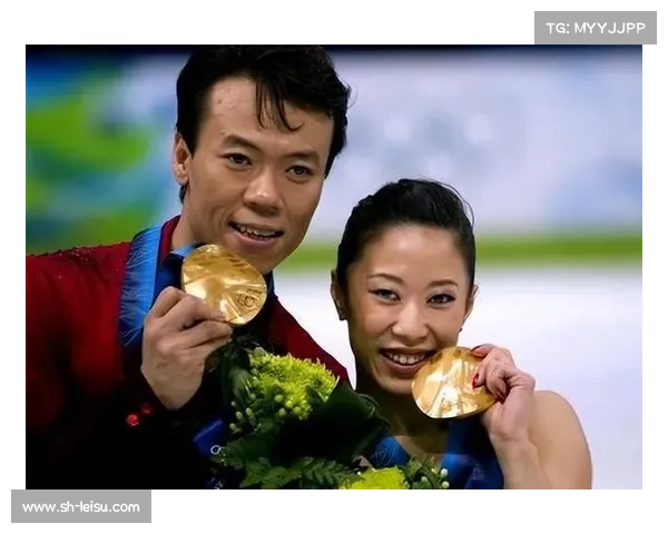 2010年温哥华冬奥赵宏博申雪双人滑夺金 中国花滑历史性突破圆梦奥运 2010年温哥华冬奥赵宏博申雪双人滑夺金 中国花滑历史性突破圆梦奥运